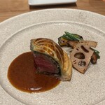 Bistro uni-to - 黒毛和牛゛和一“ランプ肉のパイ包み