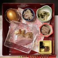 ツキと寿っぽん - 前菜盛り合わせ