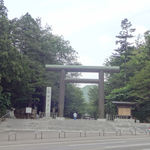 レストラン・モリエール - 北１条宮の沢通の反対側には北海道神宮