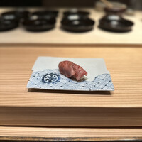 肉割烹 上 - 