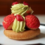 パティスリー ユウ ササゲ - サントノーレ・フランボワーズピスターシュ