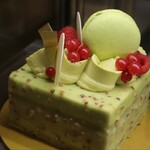 パティスリー ユウ ササゲ - ホールケーキ