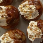 パティスリー ユウ ササゲ - ケーキショーケース