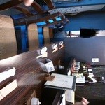 江戸前うなぎ あさず - 店内カウンターから奥へ