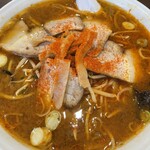 みつわ飯店 - ラージャーチャーシューメンに一味