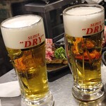 新鮮ホルモン酒場 ごっつ - 生ビール@275×9