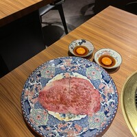 中目黒焼肉 登牛門 - 