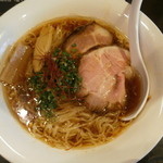 麺屋 號tetu - 淡麗鶏節そば（醤油）です