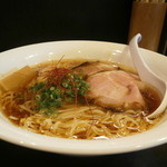 麺屋 號tetu - 淡麗鶏節そば（醤油）【斜上から】