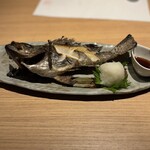 酒と肴みこし鶴一 - メバルの塩焼き。火加減が素晴らしい。