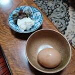 ながしま食堂 - 生卵はサービスで頂けた