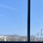 あしょろ庵 - 窓側の席から見える外看板