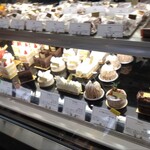 エスプリ - ショーケース