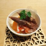 湘南沖地蟹専門店ふじ月 - 蟹身の酢の物（ホタルイカ、せとか）