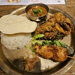 マロロガ バワン - 唐揚げ定食