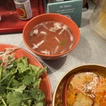 MR.CHICKEN鶏飯店 - 