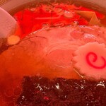 藤屋 - チャーシューは肩ロースで肉質感があり適度な硬さで味付けも良好