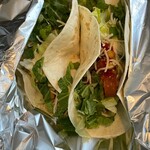 フリホーレス ブリトー&サラダ - ポークタコス+ビーフタコス