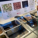 フリホーレス ブリトー&サラダ - 