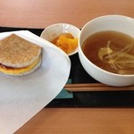 Mosu Baga - モスバーガー新居浜店 朝御膳 たまご黄身醤油ソース