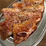 ホルモン焼肉 とうご - 