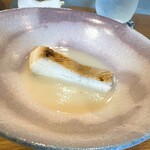 スシコーヒー - マナガツオの炭火焼き聖護院カブラのすりながし