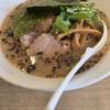 ラーメン中華食堂 新世 - ラーメンにチャーシューをトッピング