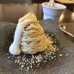 和栗や 谷中店 - モンブランデゼル