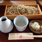 蕎麦きり さいとう - せいろ(外二)690円