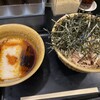 なぜ蕎麦にラー油を入れるのか。 神田小川町店