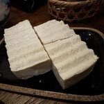 AKINDO - 鍋に入れる豆腐