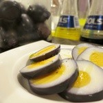 トリワイン ＰＩＫＯＳＨＨＨＵ - 玉子の赤ワイン漬け