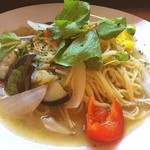 カフェ＆ビア　あるかアるか - 野菜とアンチョビのパスタ☆わたしはパスタメニューではこれが好き♪