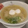 黄金の塩らぁ麺 ドゥエ イタリアン 東急プラザ渋谷店