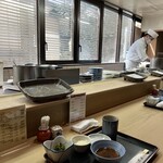 てんぷら天松 日本橋店 - 白木のカウンター