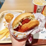 ケンタッキーフライドチキン - 料理写真:和風チキンカツバーガー