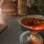 ジャナイ コーヒー - コーヒーがメインながらフルーティなカクテルもいただけます。コーヒーが入っていても組み合わせ次第で、世界が拡がるのですね