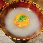 御料理 まつ山 - ハマグリとマグロのだしが美味。大根餅の筍の食感のアクセントがよき。