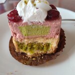 アルカイク - かなり手の込んだ造りです