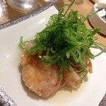 そら - 大山鶏の唐揚げ　400円　お酢のジュレをかける看板風味です。