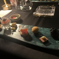 MAISON 8 restaurant - 