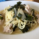 スプーン - 国産鶏と生わかめの和風ペペロンチーノ