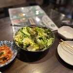 炭火焼肉 肉刺し にく式 - サラダ