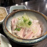 炭火焼肉 肉刺し にく式 - ガツ刺し