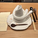 魔都 MATO - カウンター席へ