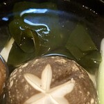 呑み喰い処 一久 - 【'25.3】しいたけはよぉく煮ます