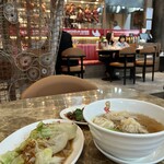 Kam's Roast Bangkok - 