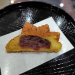 高津堂 - 粒あん150円