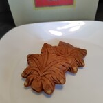 高津堂 - 詰め合わせ16個入り2550円