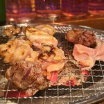 炭火焼肉オールスターズホルモンとんぼ - 